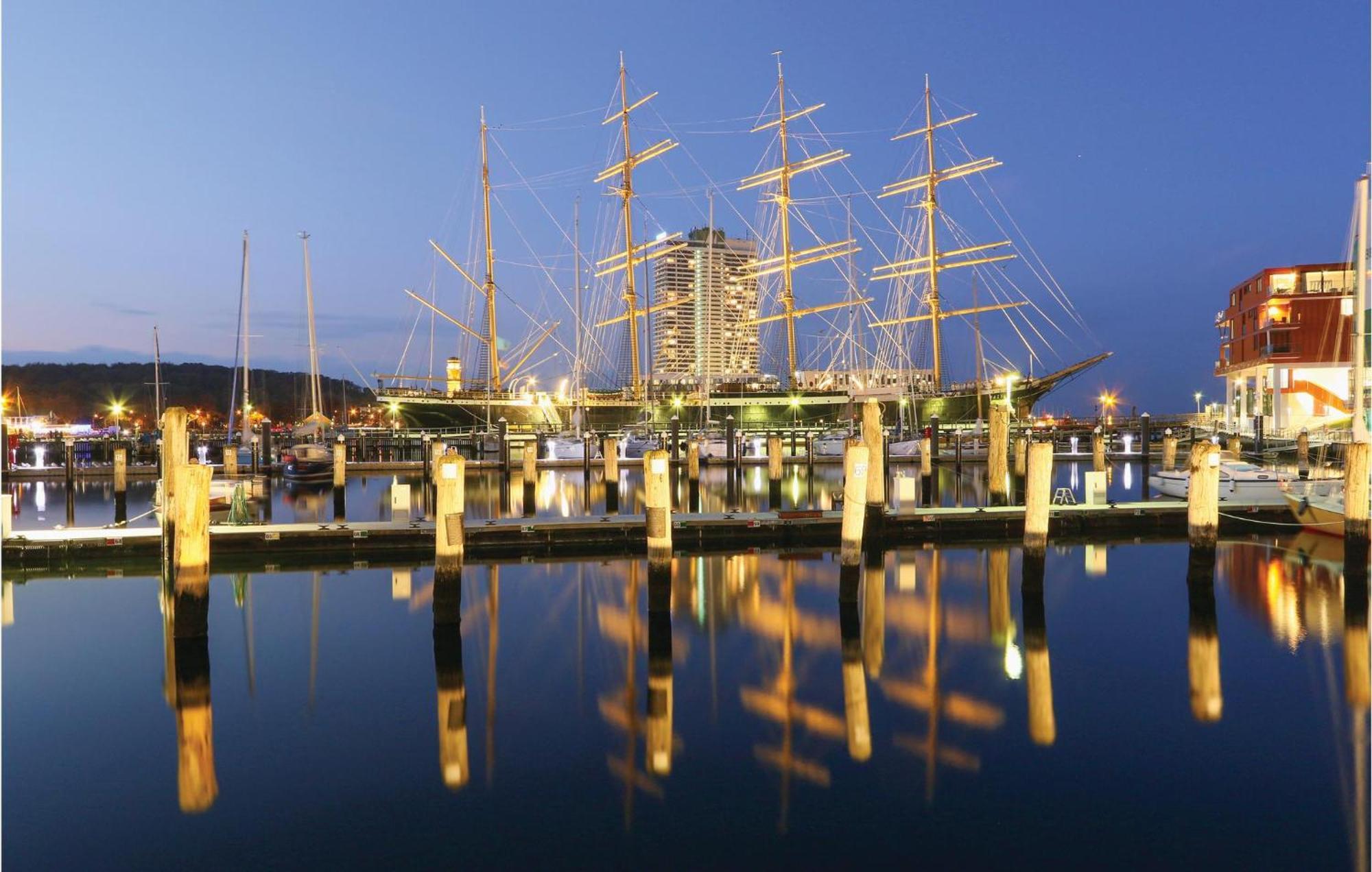 Duenenvilla Penthouse Lubeck Bagian luar foto
